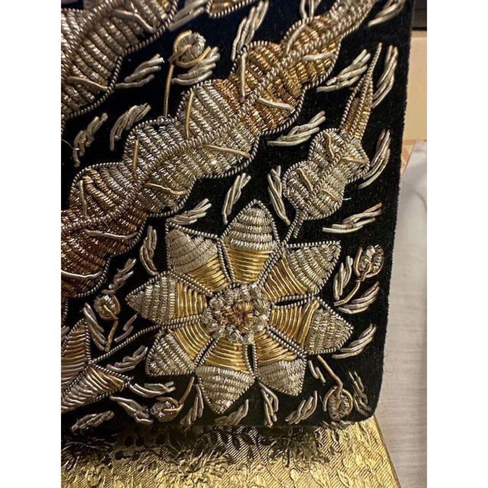 Vintage 1950s Zardozi Velvet Metallic Thread Clutch Made in India - Picture 6 of 6